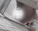 体育系女子トイレ覗き!健康的な美肌が際立ちますねw