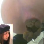 マジ抜き無料動画!和式トイレでお洒落な美女が太いの出します!