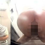 美人OLが中腰になって和式トイレで下痢便噴射!