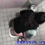 美人トイレ覗き見!上からでもうんこしている様子がわかりますw